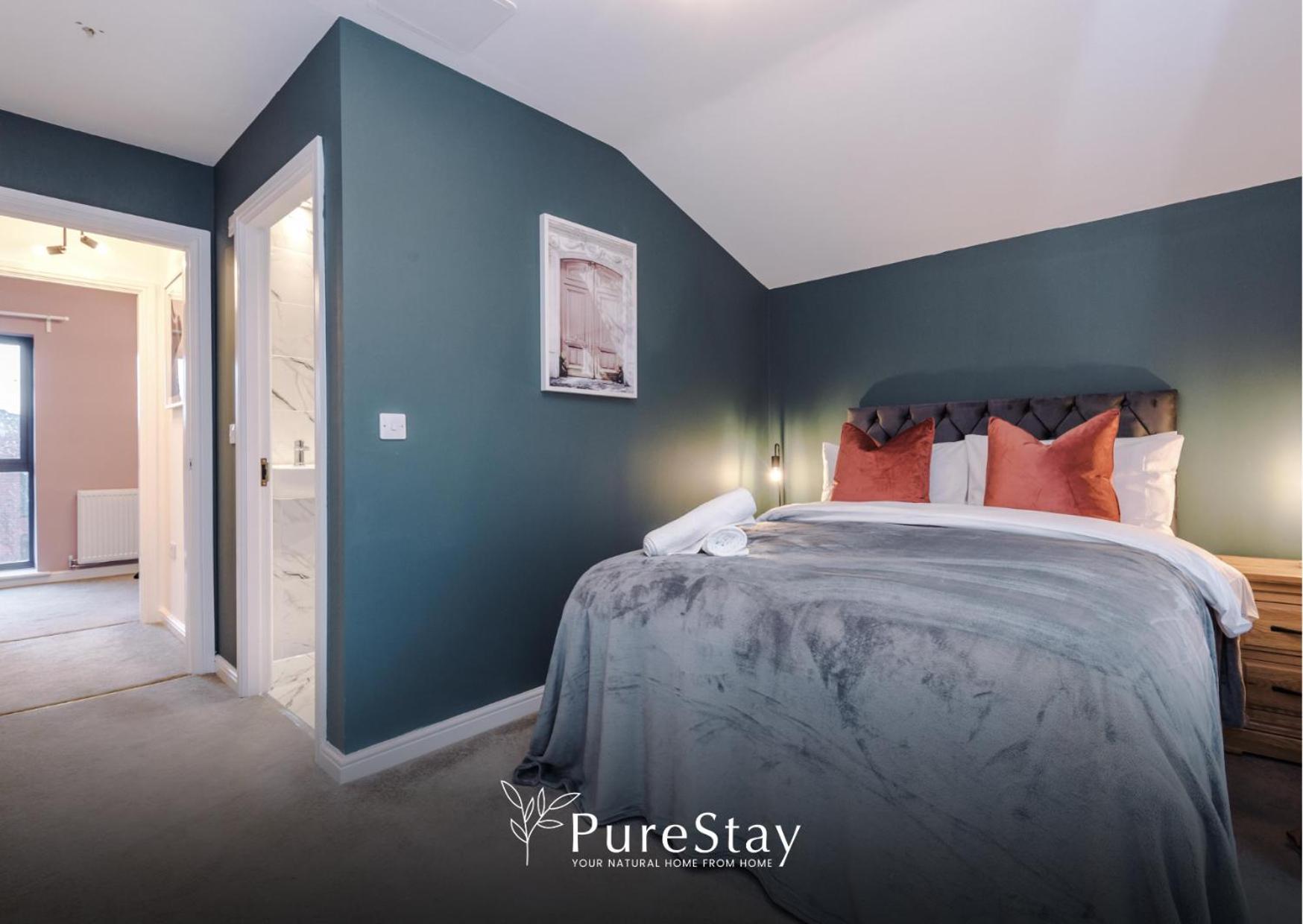 Stunning Five Bedroom Manchester House With Free Parking By Purestay Short Lets & Serviced Accommodation Exteriör bild